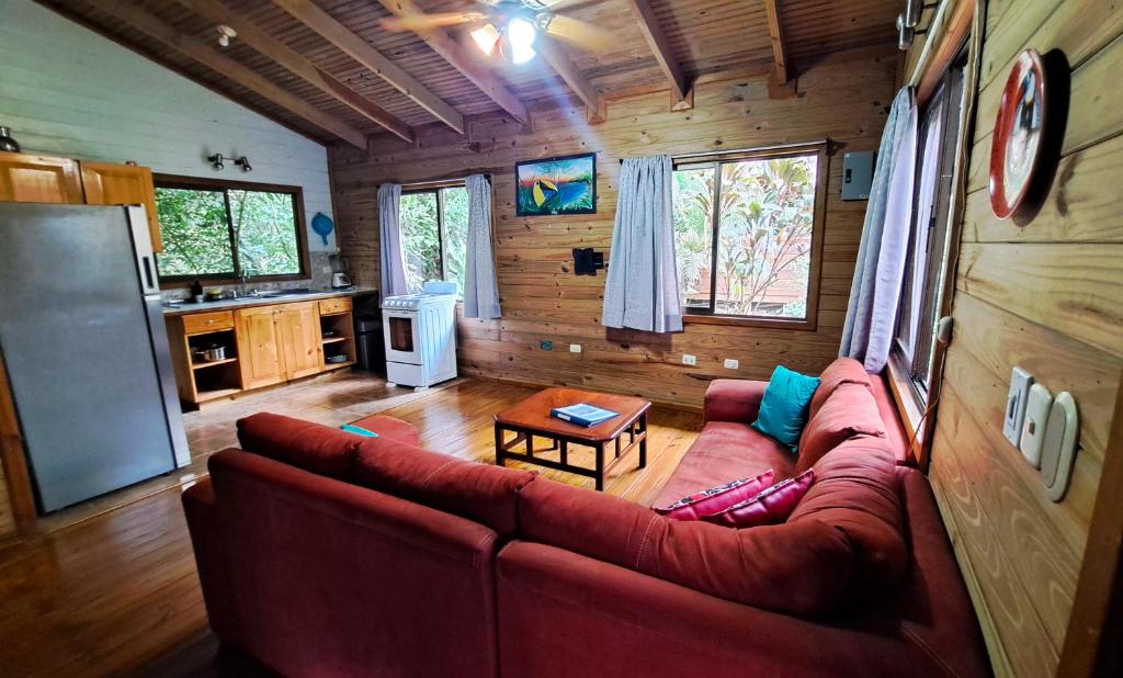 Kuchyň nebo kuchyňský kout v ubytování Cabinas Costa Tropicana