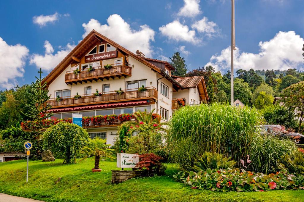 Zahrada ubytování Hotel Neuenfels