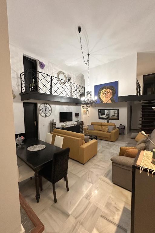 Fotografia z galérie ubytovania Duplex próximo a Plaza de la Alameda v destinácii Seville