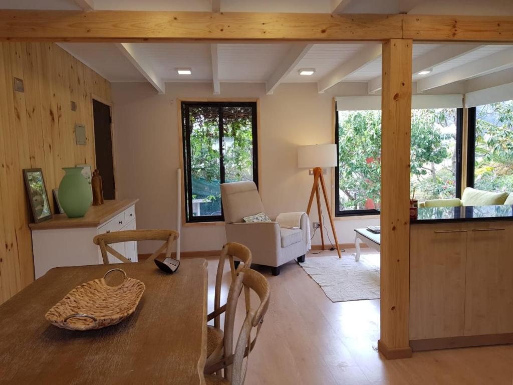 Posezení v ubytování Cabaña Zapallar interior