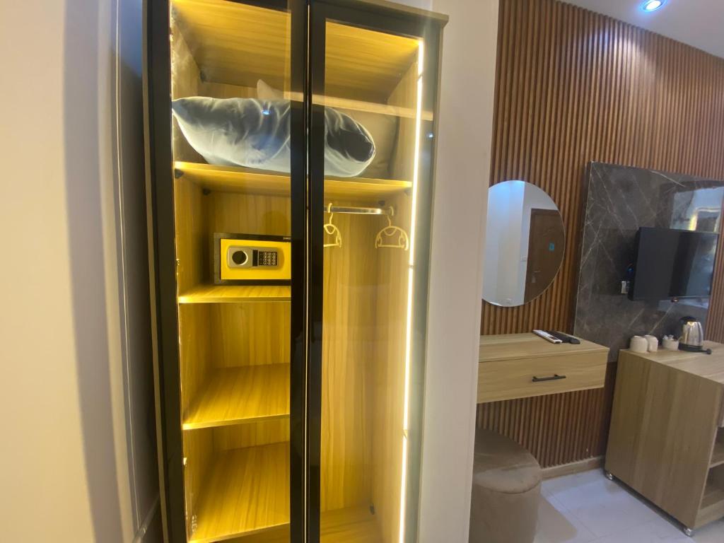 Kuchyň nebo kuchyňský kout v ubytování Giza Pyramids Boutique Hotel