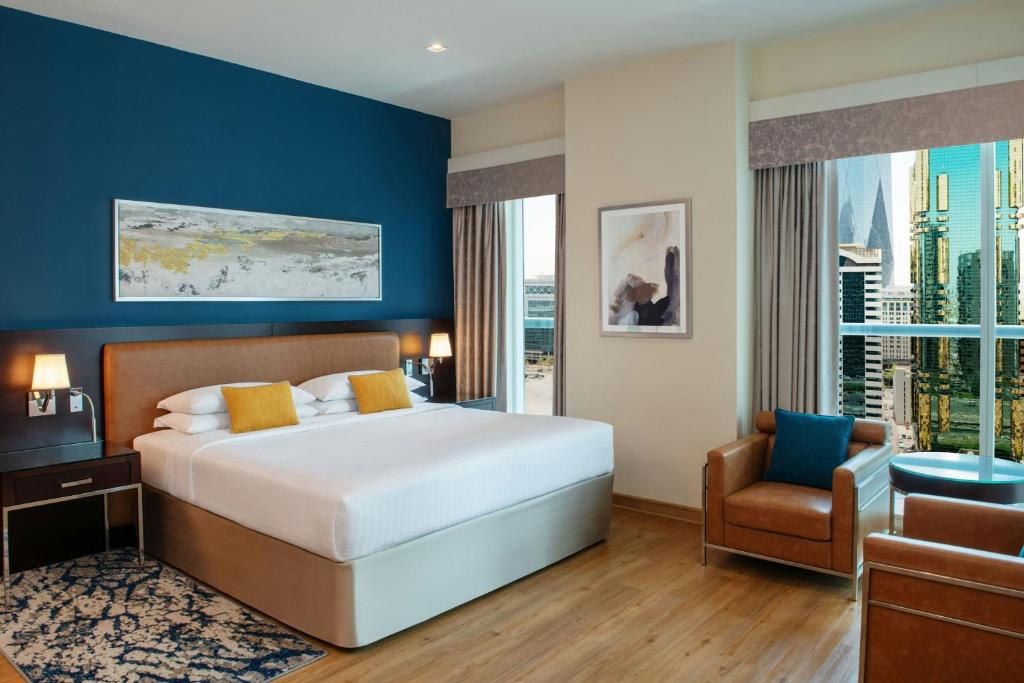 Four Points by Sheraton Sheikh Zayed Road - 