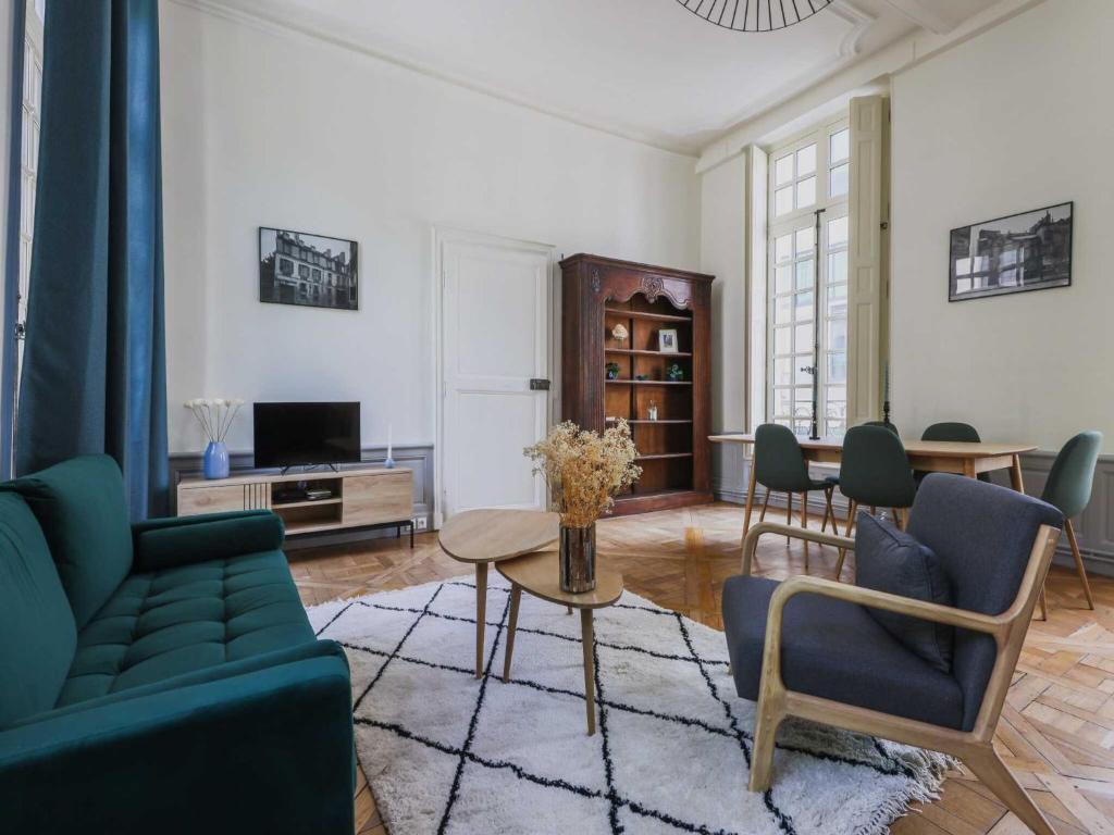 Exceptional apt - 2BR 4P- Notre-Dame Cathedral