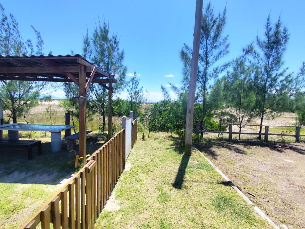 Κήπος έξω από το Ecológic house Dunas da Imara , Casa 2 dormitórios próximo ao mar