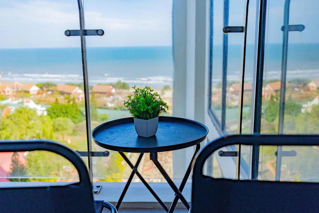 Nespecifikovaný výhled na moře nebo výhled na moře při pohledu z aparthotelu