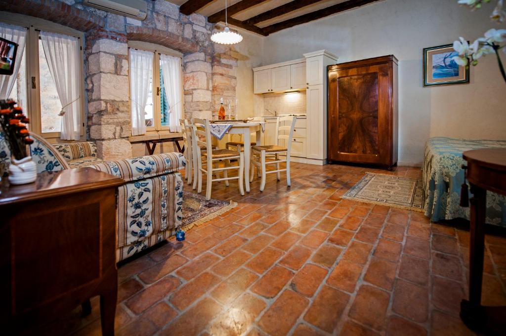 Residence PORTA ANTICA Centro Storico - スタジオ