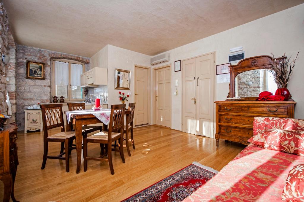 Residence PORTA ANTICA Centro Storico - 11