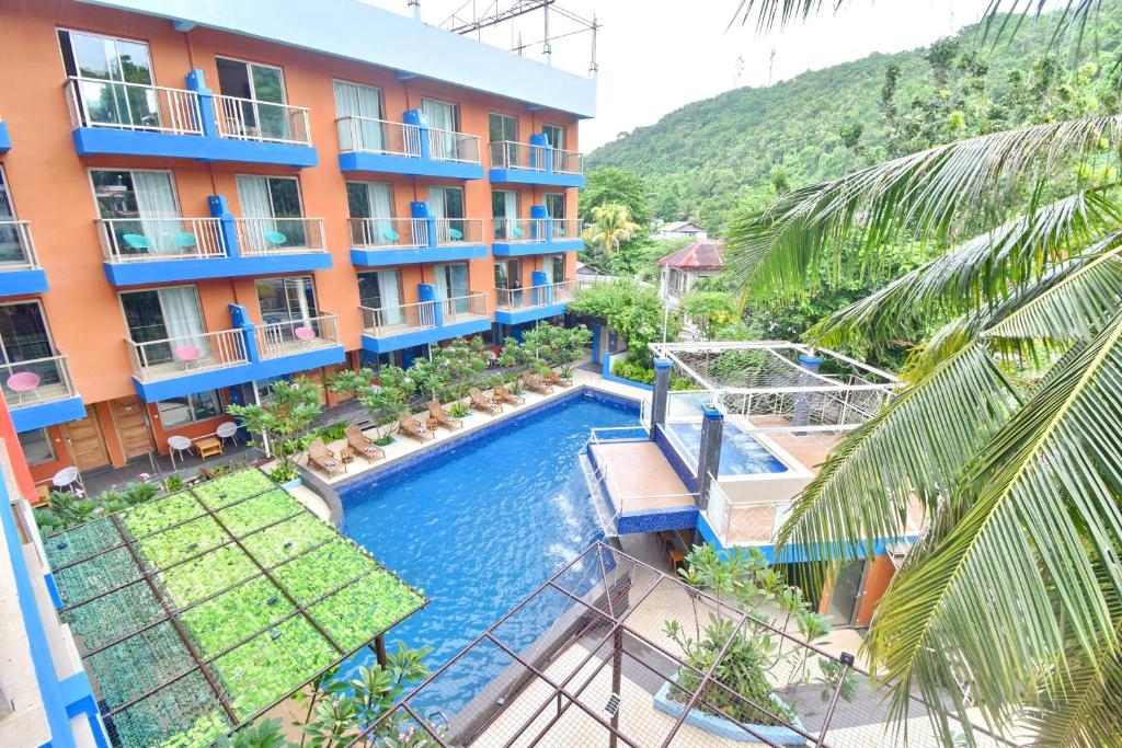 Bazén v ubytování OSEIDON HOTEL BORACAY nebo v jeho okolí