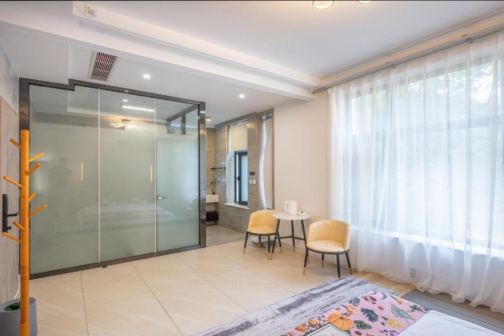Galeriebild der Unterkunft Mutianyu Great Wall Jingshan First House Boutique B&B in Mutianyu Village
