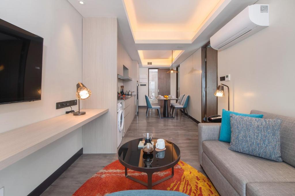 Posezení v ubytování Citadines Bacolod City