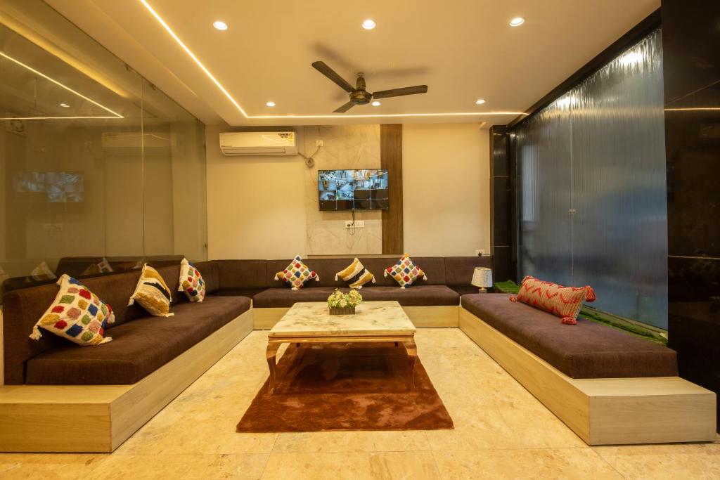 Posezení v ubytování Perfectstayz Dhruv Nanda near Haridwar Railway Station