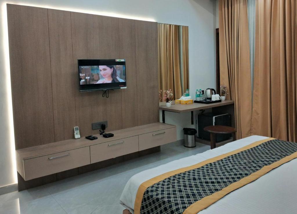 TV a/nebo společenská místnost v ubytování Kaspar Suites