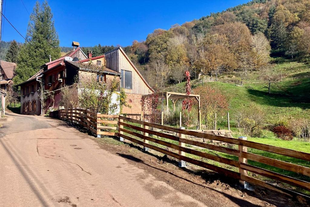 Gite de la Grande Verrerie 6 personnes RIBEAUVILLE - Casa De Tres Dormitorios