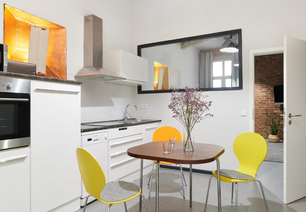 OLD PRINTING HOUSE - Modern I City I 2 Min HBF I E-Ladesäule - Resim 43