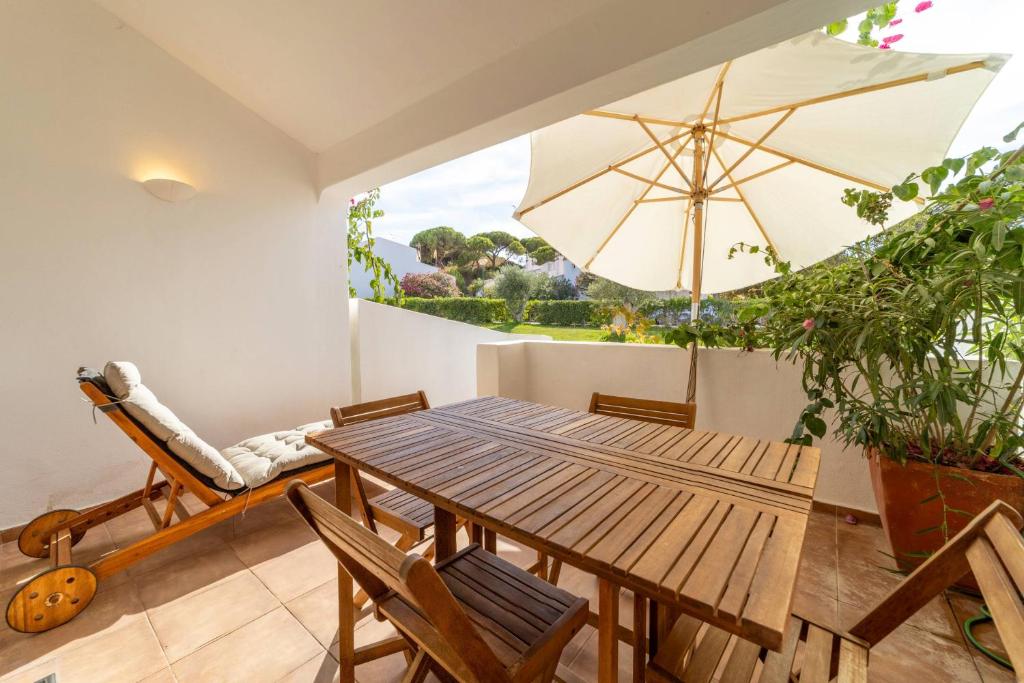 Falésia Sunset Villa by HelloVacations