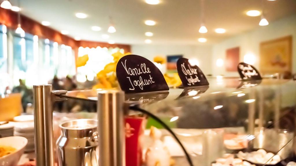 Panorama Inn Hotel und Boardinghaus - Resim 8