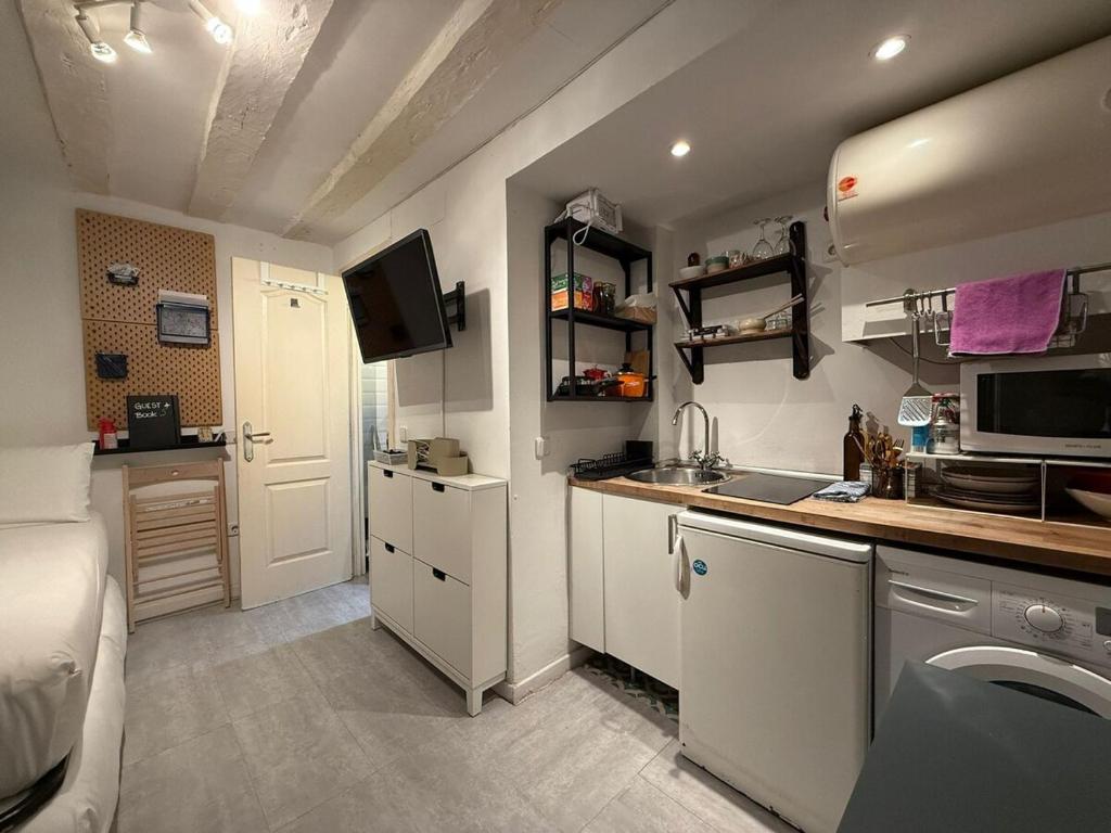 Cosy Studio in the Heart of Lavapiés, Madrid - Amparo