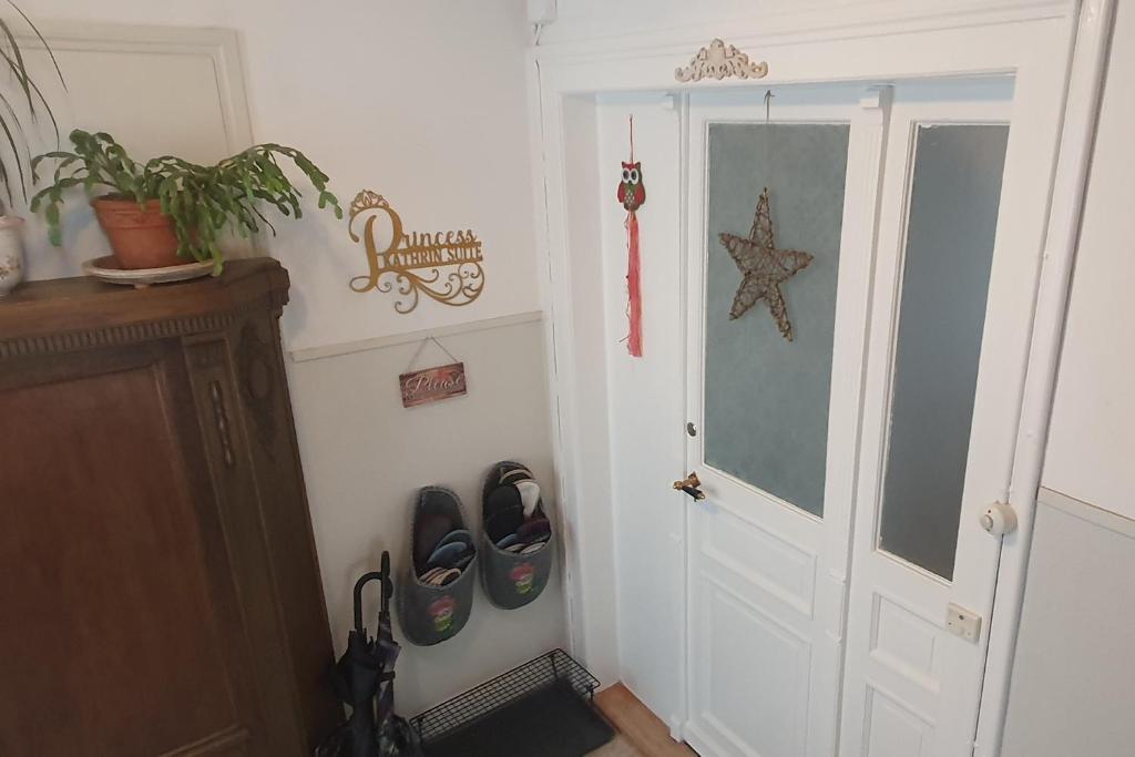 2-4 Zimmer Apartments Stilvoll im Gertrud Schlössli - zentral ruhig - Resim 21