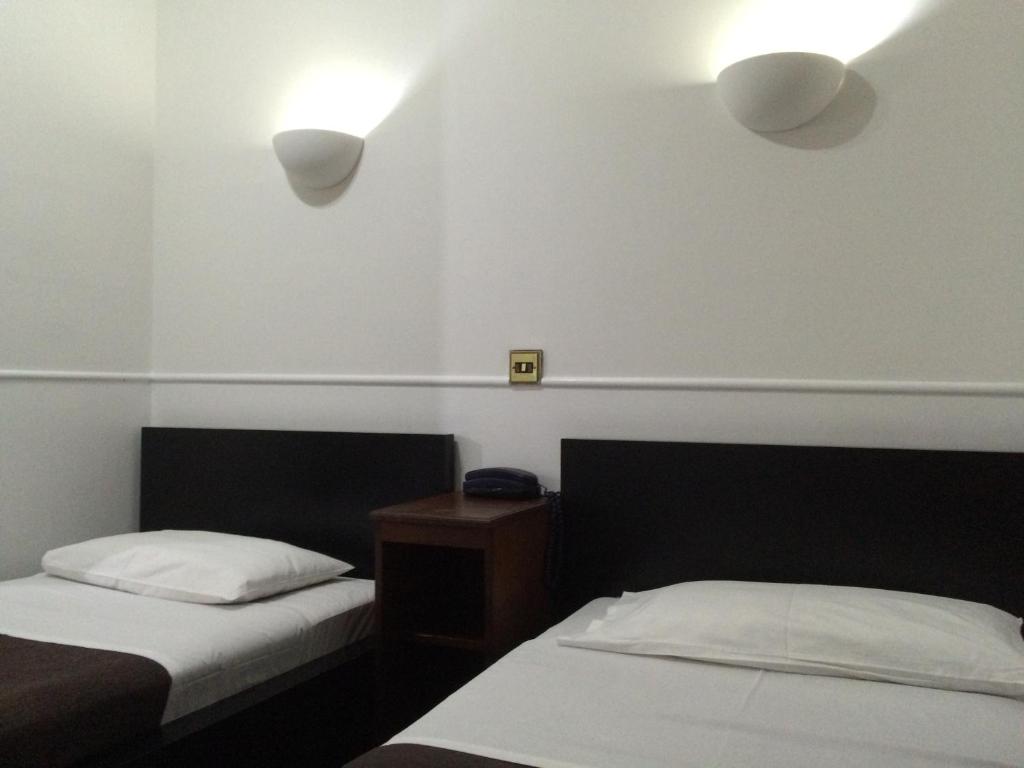 Gallery image of London Continental Hotel in London