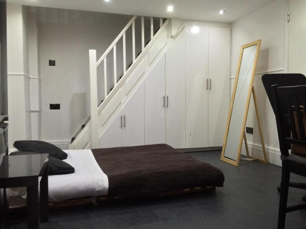Gallery image of London Continental Hotel in London