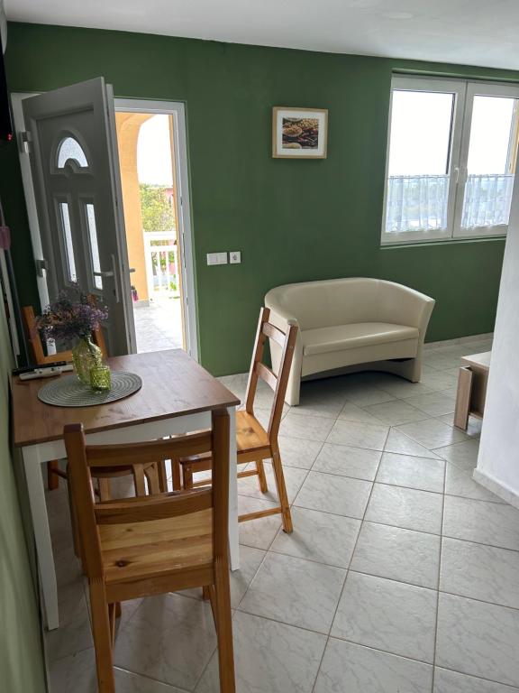 Część wypoczynkowa w obiekcie Apartmani Starcevic