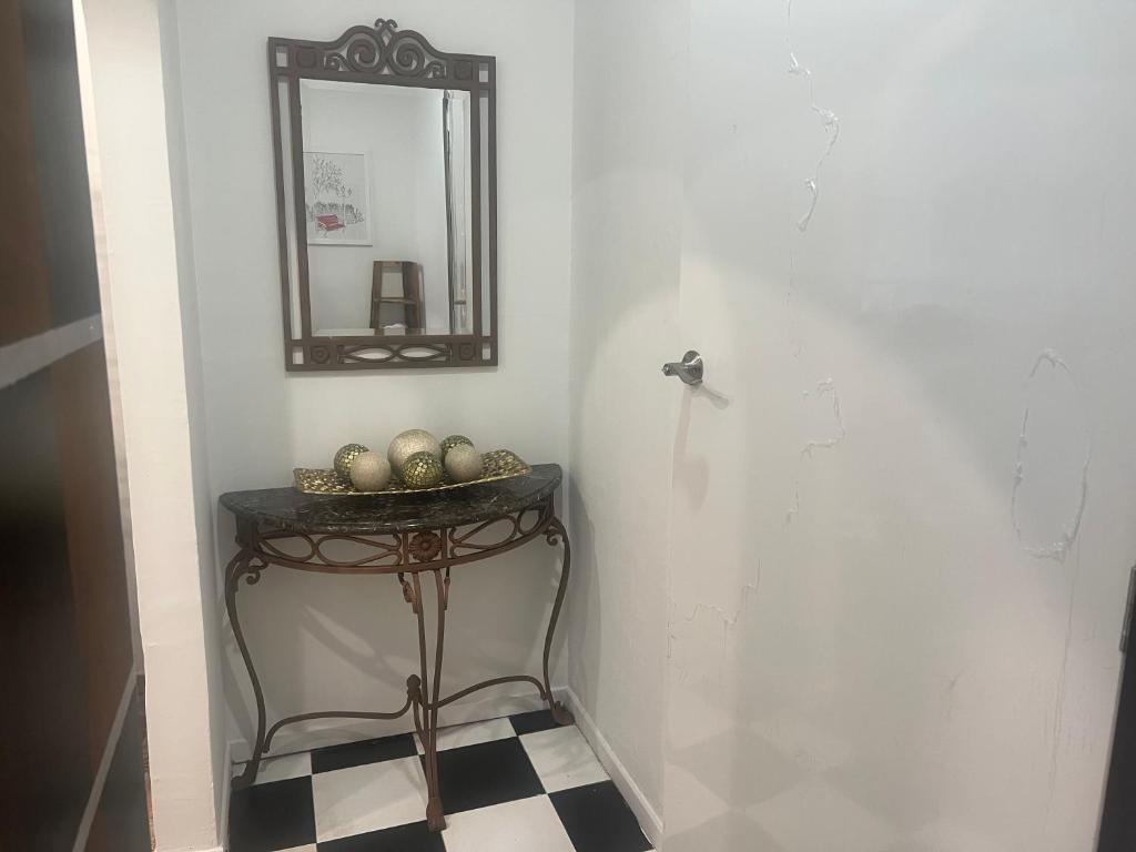 310Guest-House La Vida - Suíte#PH-2 (com Terraço)