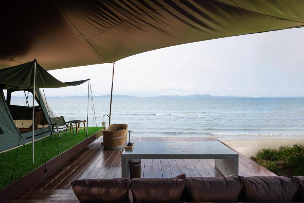 Příroda nedaleko luxury tent