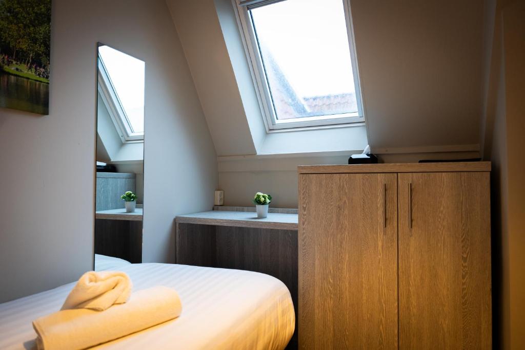 The Crown Hotel - Resim 29