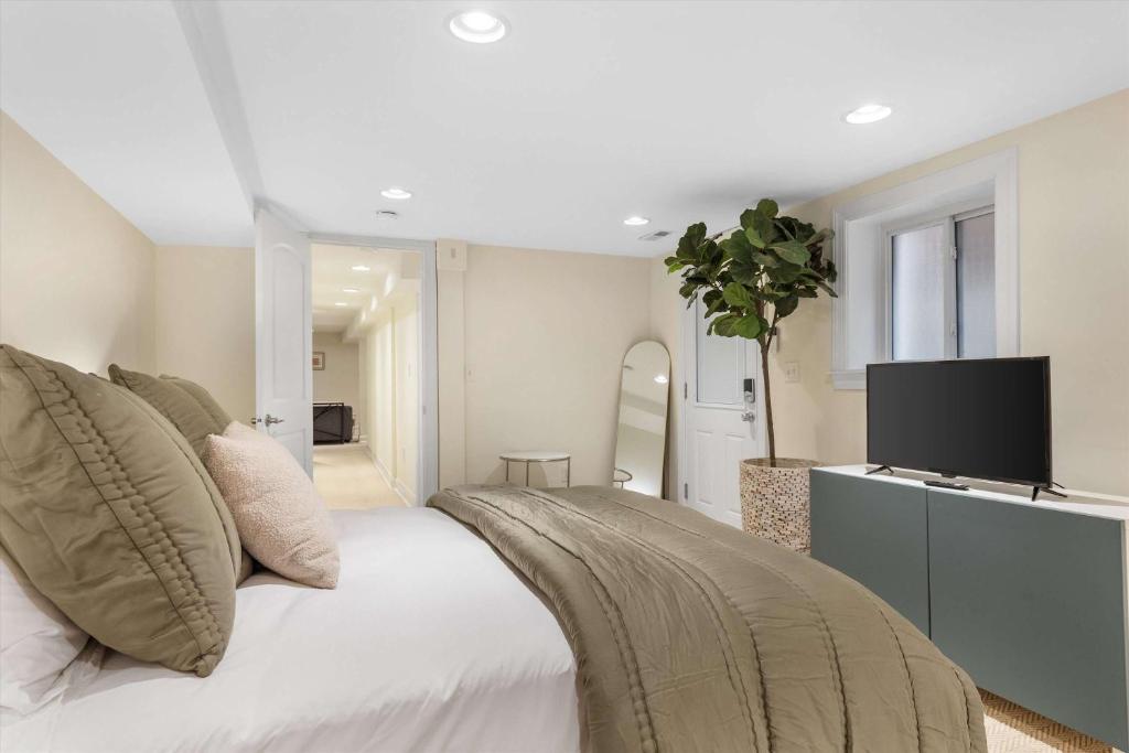 Galeriebild der Unterkunft Modern and Convenient 1BR apartment Union Station Union Market in Washington