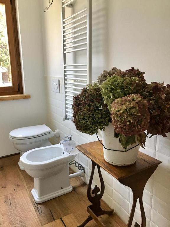 A bathroom at Maison Bérard