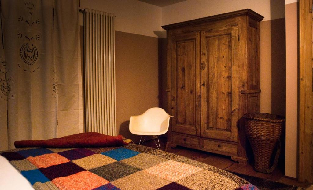 A bed or beds in a room at Maison Bérard