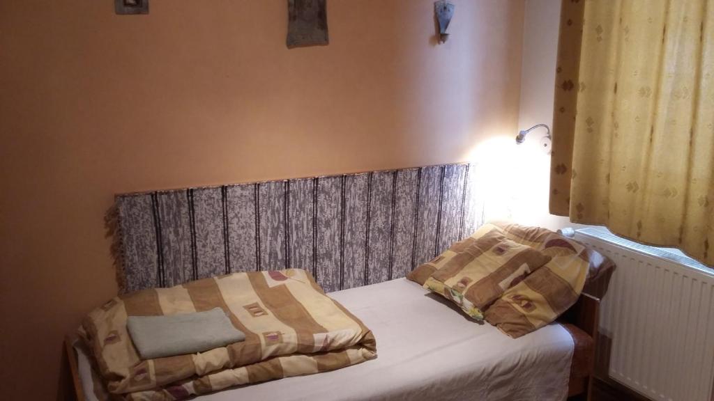 Posteľ alebo postele v izbe v ubytovaní Kerámiapark Guesthaus