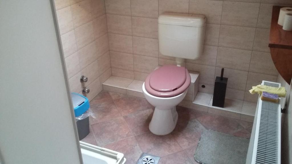 Kúpeľňa v ubytovaní Kerámiapark Guesthaus