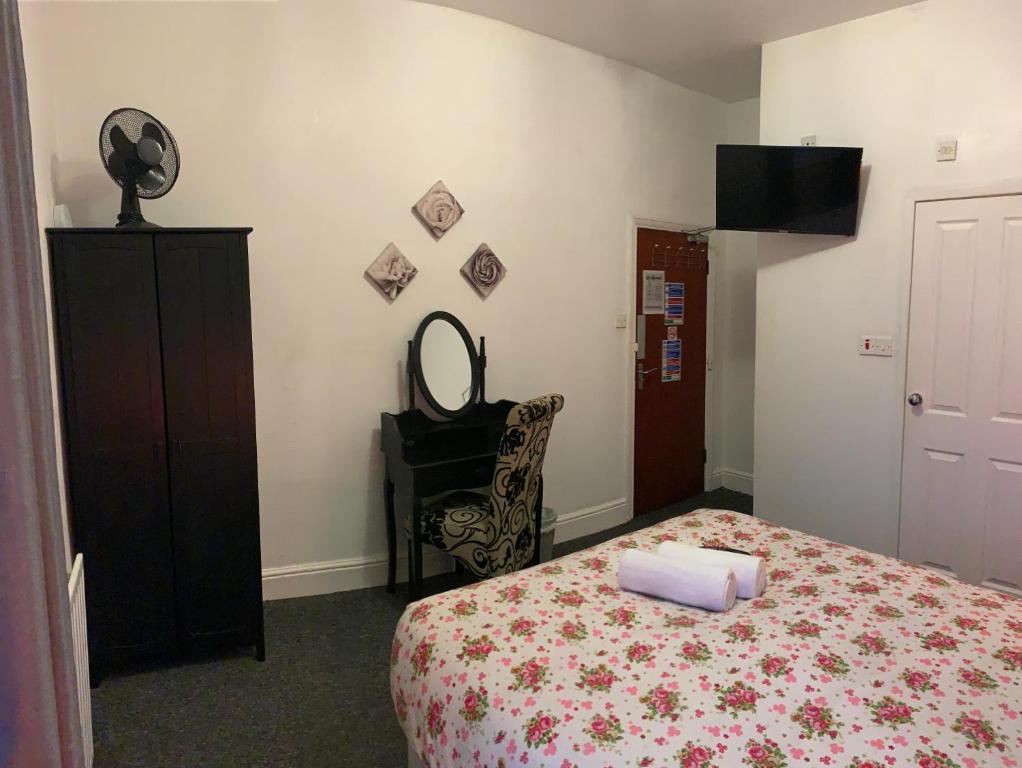 Aindale Hotel Blackpool - Resim 9