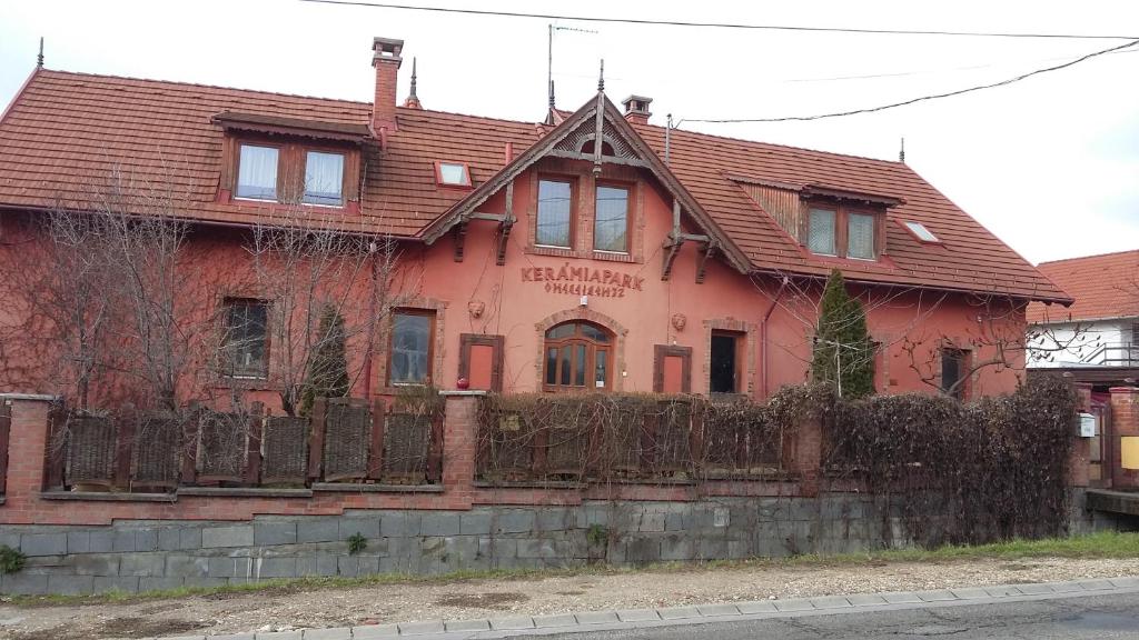 Budova, v ktorej sa penzión nachádza