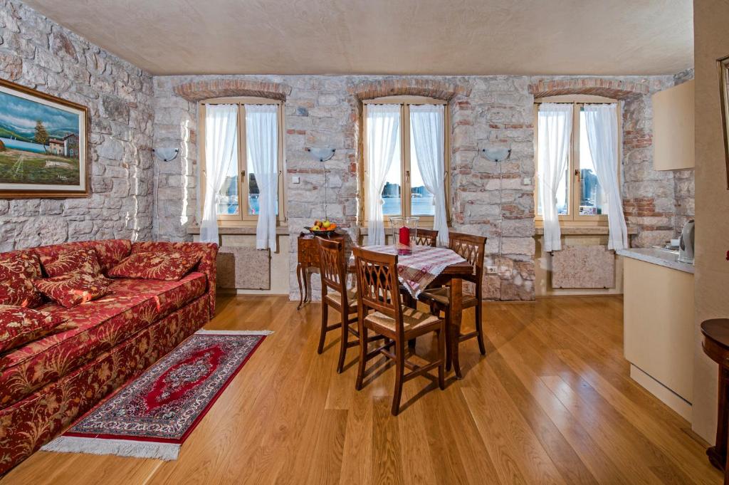 Residence PORTA ANTICA Centro Storico - 6