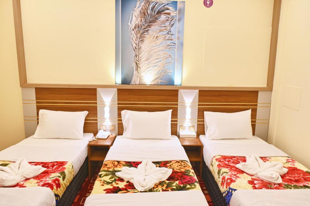 
Standard Triple Room
