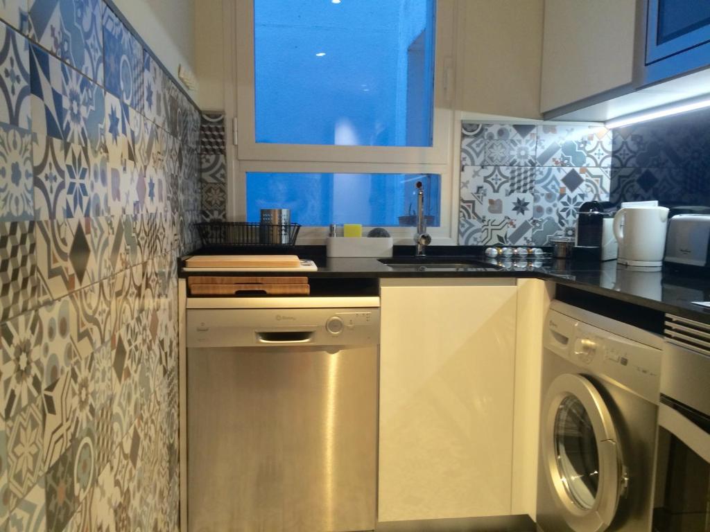 Kuchyňa alebo kuchynka v ubytovaní Passeig de Gracia Apartment