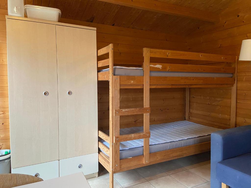Postel nebo postele na pokoji v ubytování Feriebyens Camping