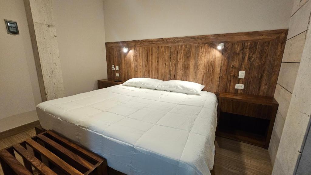 Postel nebo postele na pokoji v ubytování Xoza Hotel Urban Escape