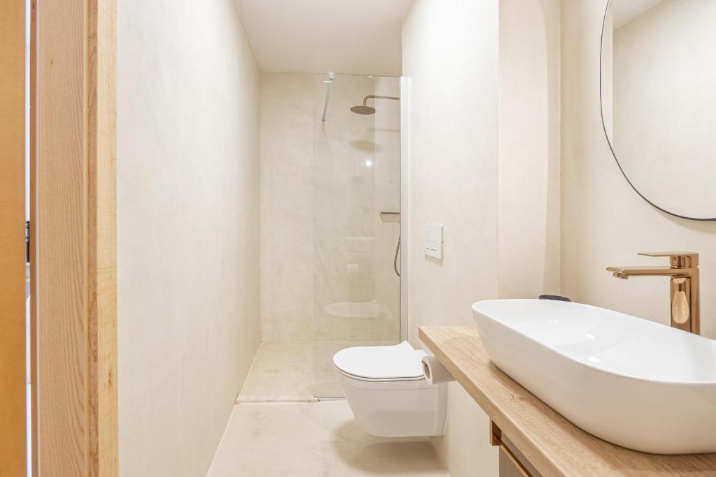 lo͝or luxury retreat - 14