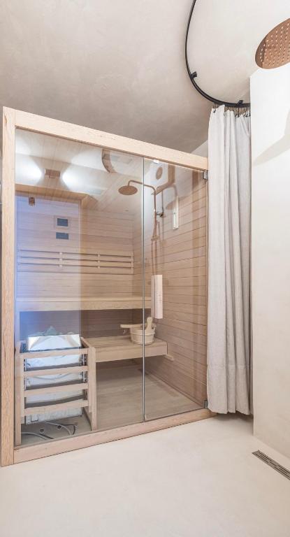 lo͝or luxury retreat - 7