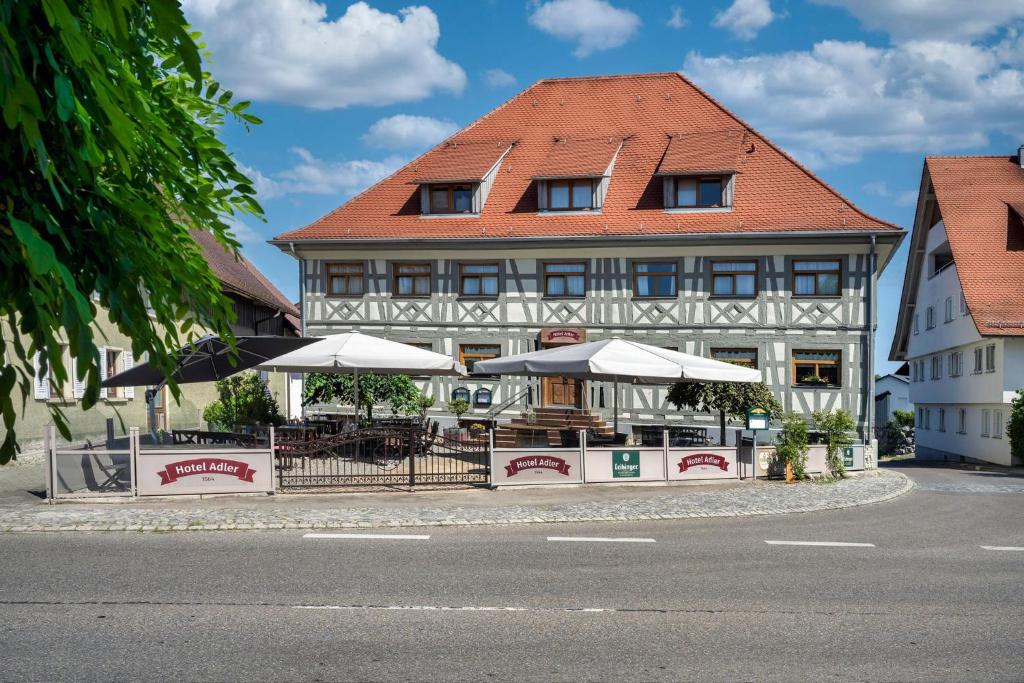 Budova, kde se hotel nachází