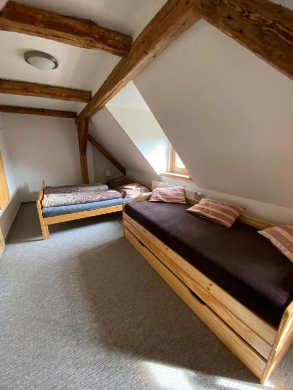 Apartmán na statku Červený Kostelec - 2