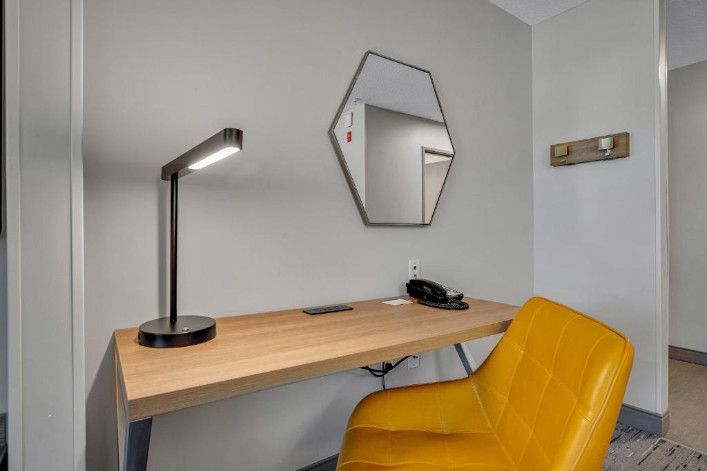 Holiday Inn Express Hotel & Suites Portland - Jantzen Beach by IHG photo