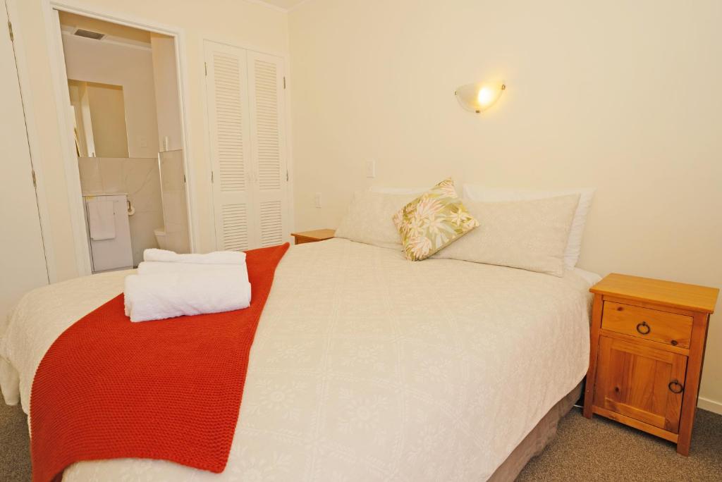 Dukes Midway Lodge - Resim 21