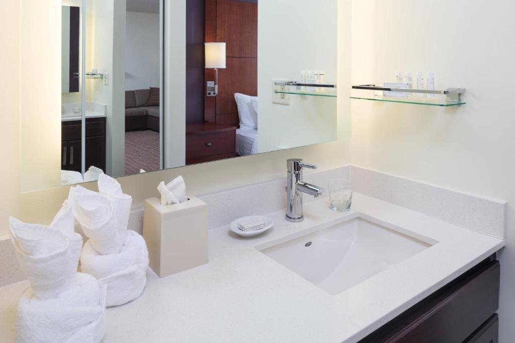 Residence Inn Minneapolis Downtown/City Center photo