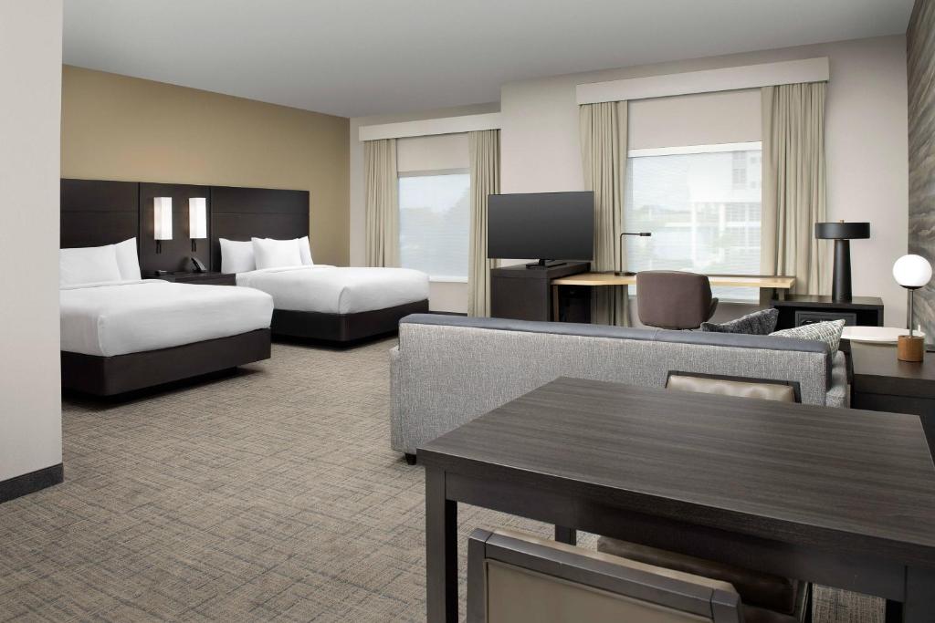 Residence Inn Doral Mall Area - Estudio Con 2 Camas Queen, Sofá Cama, Vista Al Jardín