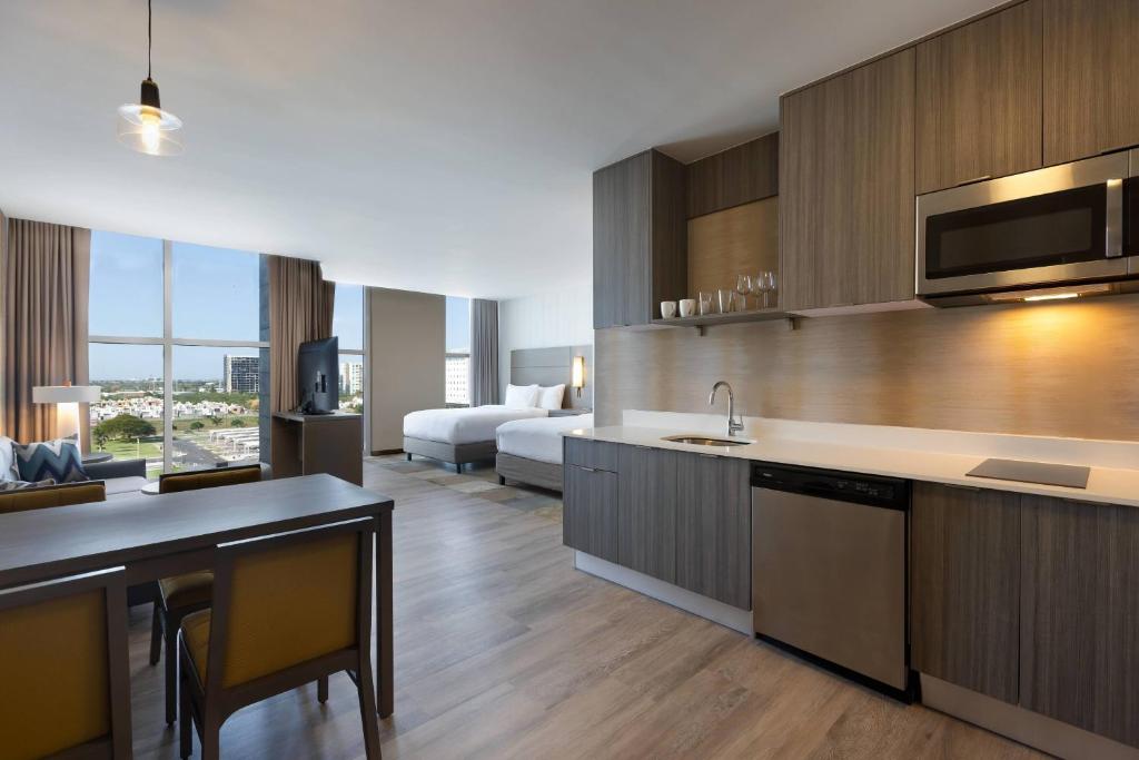 Kuchyň nebo kuchyňský kout v ubytování Residence Inn by Marriott Merida