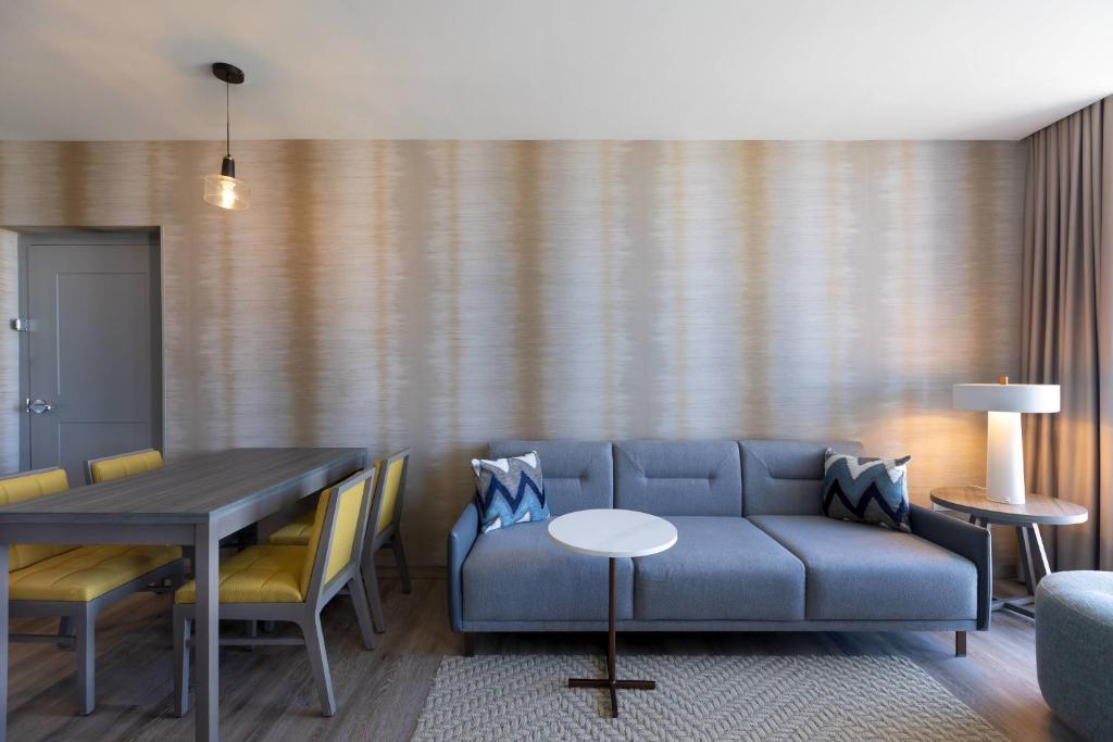 Posezení v ubytování Residence Inn by Marriott Merida